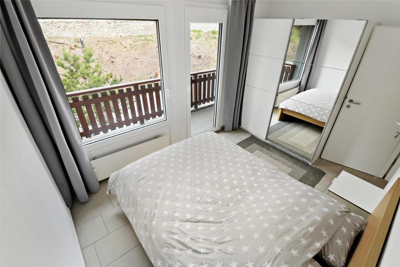 Appartement En Plein Centre De Crans Montana Exteriör bild